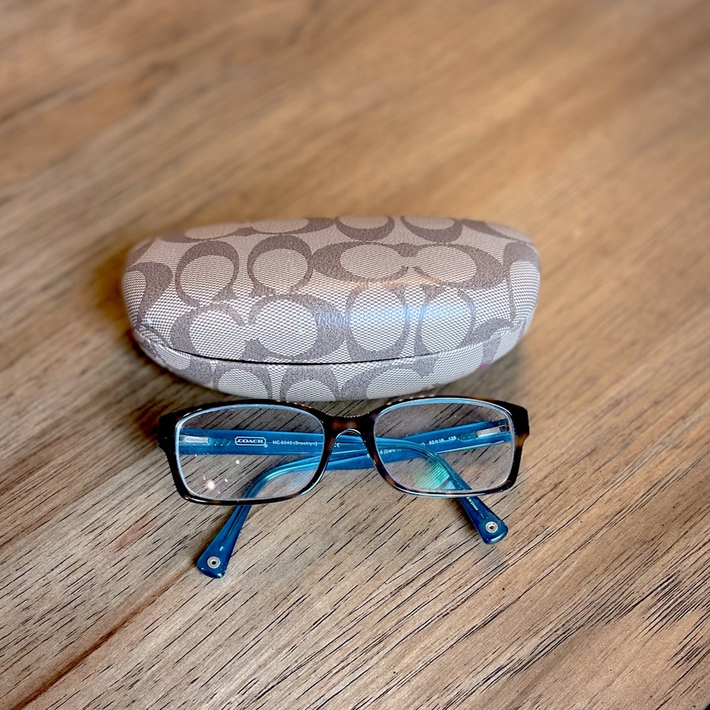 Coach early 2000’s tortoise and turquoise eye Glasses with Case